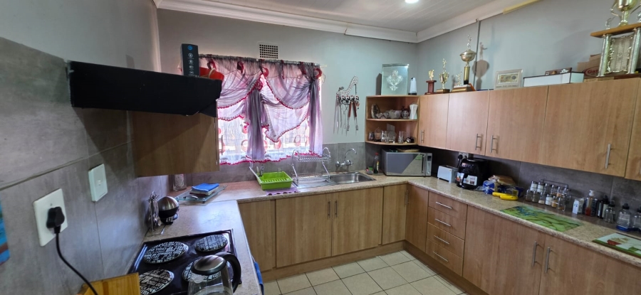4 Bedroom Property for Sale in Collerville North West